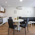 Luxury Lovorka 1 & 2**** Apartman *
