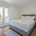 Luxury Lovorka 1 & 2**** Apartman Selce