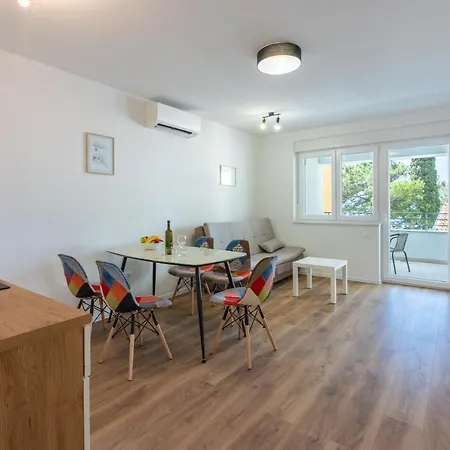 Luxury Lovorka 1 & 2**** Apartment *