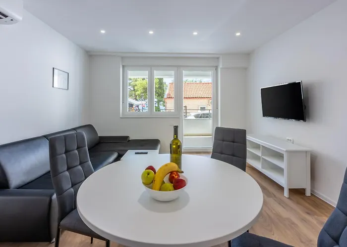 Apartamento Luxury Lovorka 1 & 2**** Selce